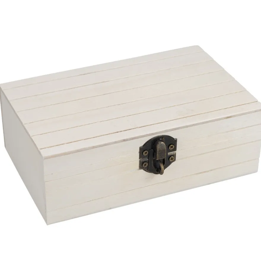 Box aus Holz, mit Rillen, 16cm x 10cm x 5,5cm