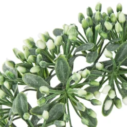 Deko-Kranz, Design 1, innen: Ø 10,5cm, außen: Ø 18cm, mit weißen Knospen