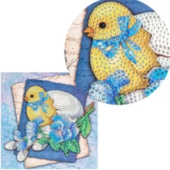 Diamond-Painting-Grußkarte, Strass, Küken mit Ei und blauen Blüten, 16cm x 16cm, inkl. Zubehör