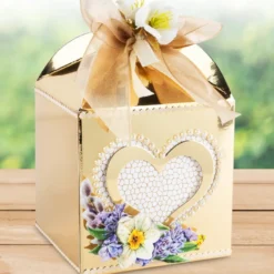 Faltboxen Herz, 250g/m², 7,2cm x 7,2cm x 10cm, versch. Farben & Papiere, 10 Stück