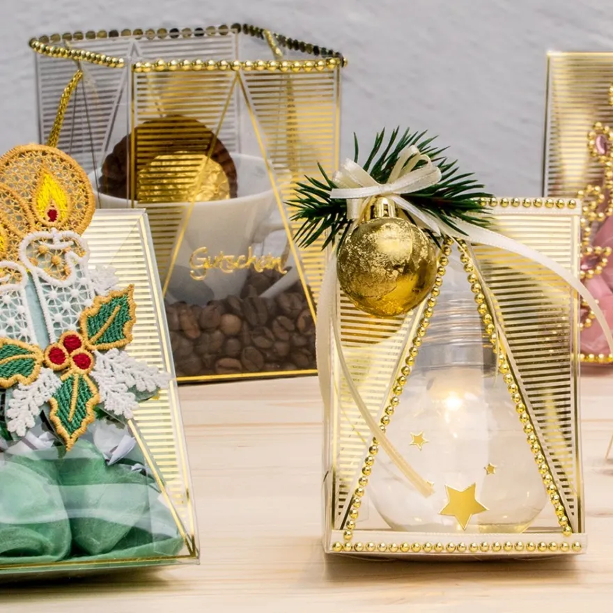 Faltboxen, Pyramide, 11cm x 7,5cm x 7,5cm, mit Goldfolien-Veredelung, 10 Stück