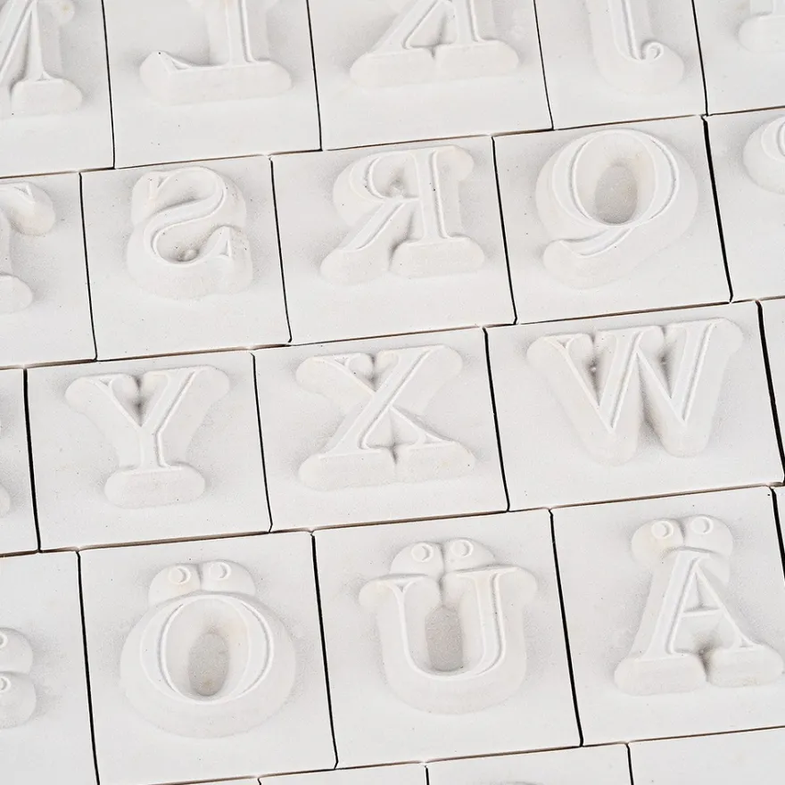 Feinkontur-Stempel, einzelne Motive auf Trägerfolie, Alphabet