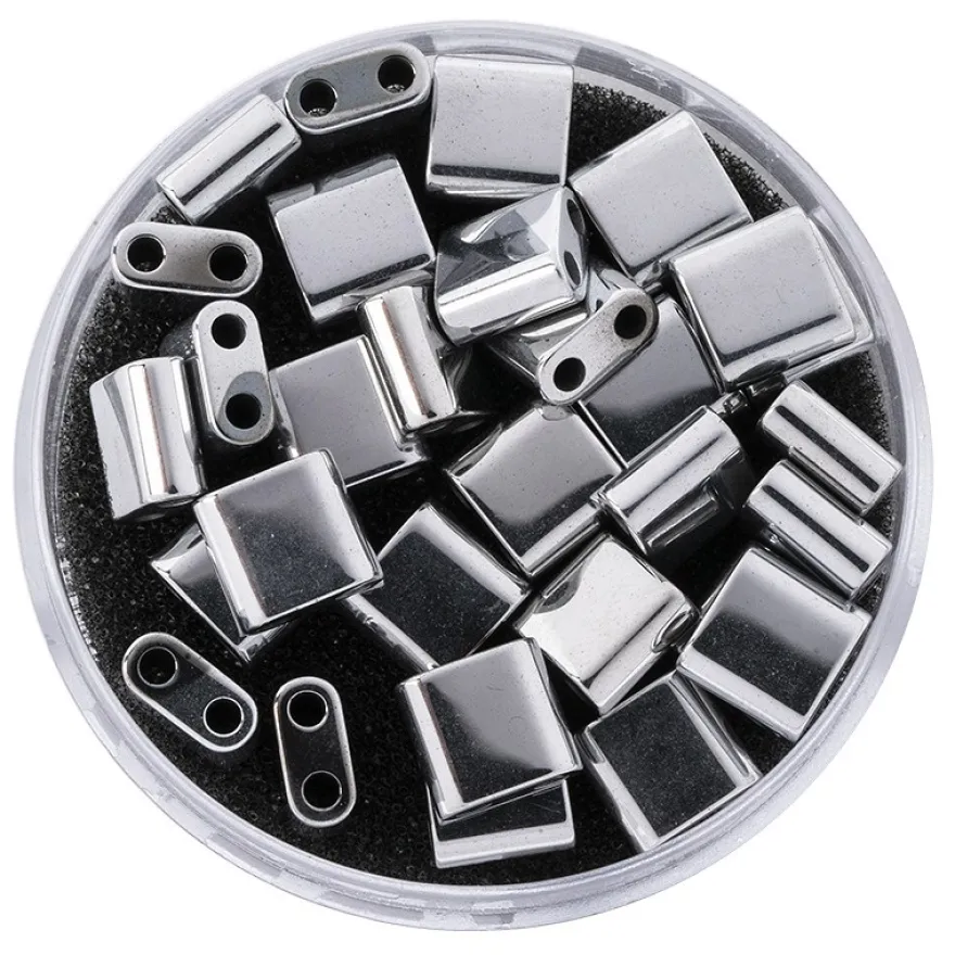 Hämatit-Perlen, Quadrat, 6mm x 6mm x 3mm, chromoptik-silber, 30 Stück