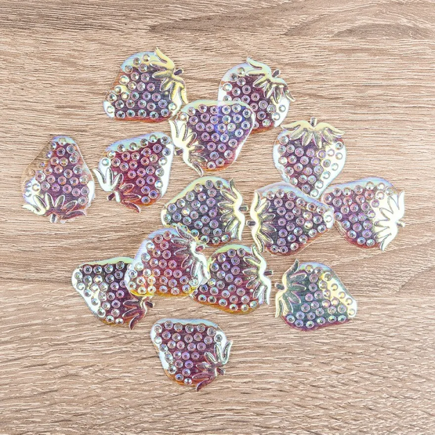 Kristallkunst-Schmucksteine, Erdbeere, 2,8cm x 3,3cm, transparent, klar, irisierend, 14 Stück