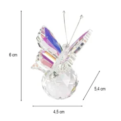 Kristall-Schmetterling auf Kugel, facettiert & irisierend, 4,5cm x 5,4cm x 6cm