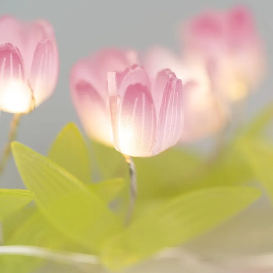 LED-Drahtlichterkette rosa Blümchen, 10 LEDs in Warmweiß, inkl. Timer