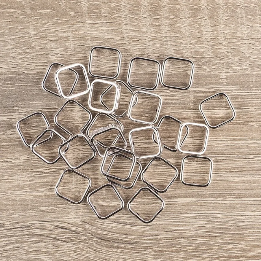 Perlenrahmen, Quadrat, außen: 1,4cm x 1,4cm, innen: 1cm x 1cm, silber, 25 Stück