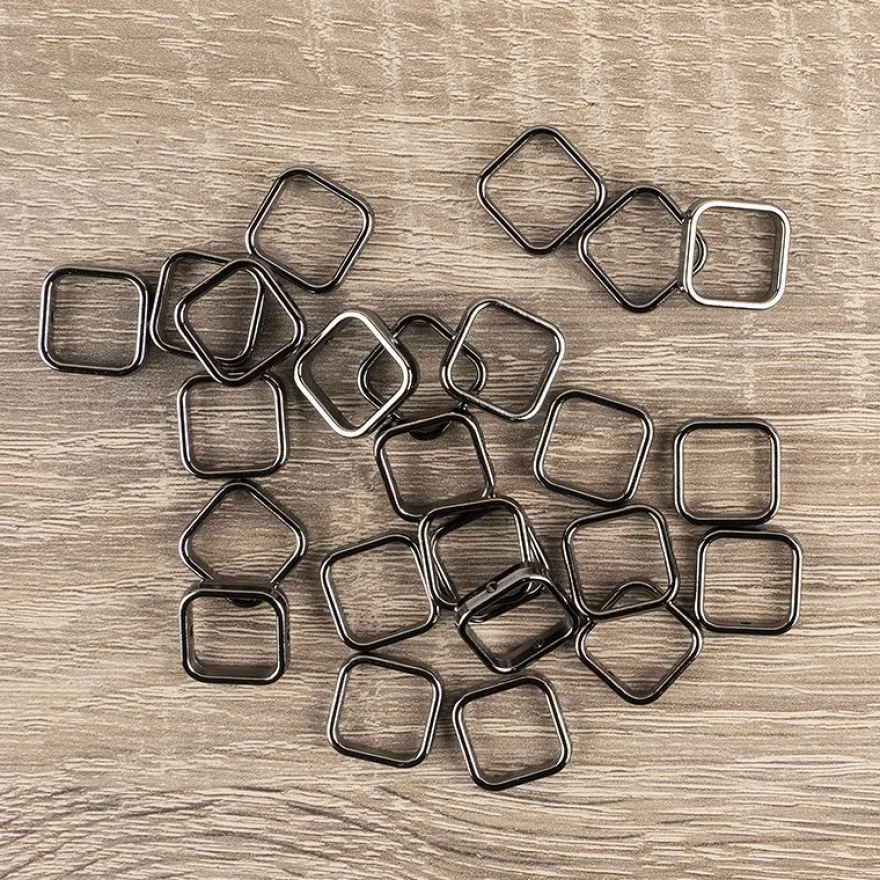 Perlenrahmen, Quadrat, außen: 1,4cm x 1,4cm, innen: 1cm x 1cm, antik-silber, 25 Stück