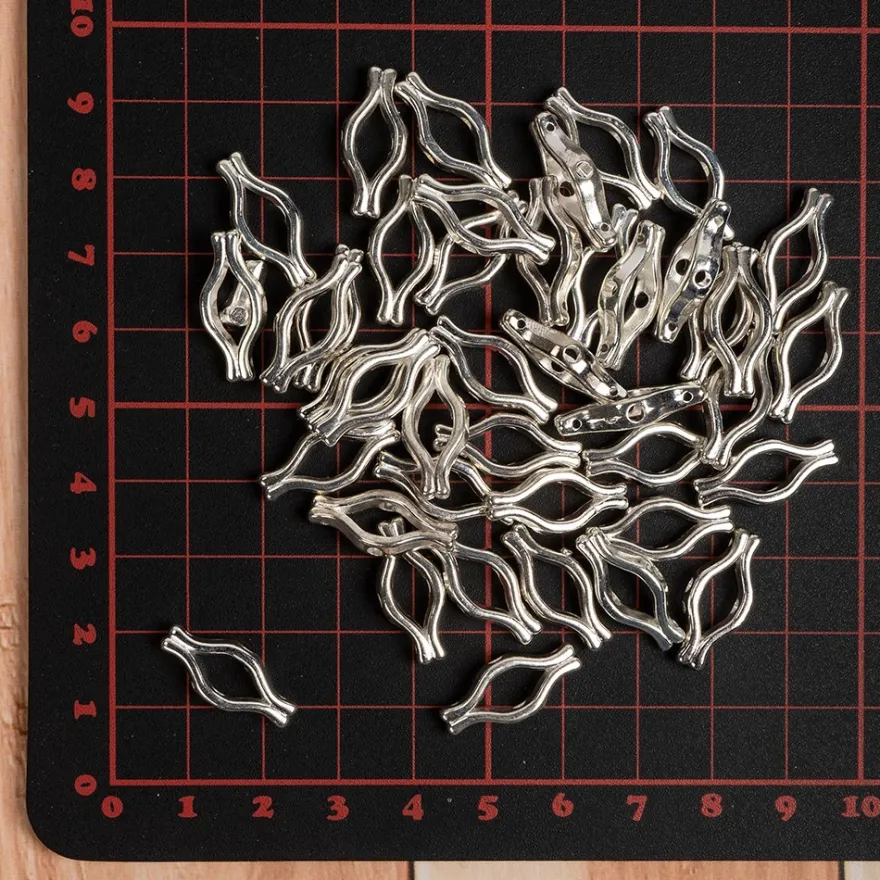 Perlenrahmen, Wellenform, 20mm, mit 4 Löchern, silber, 40 Stück