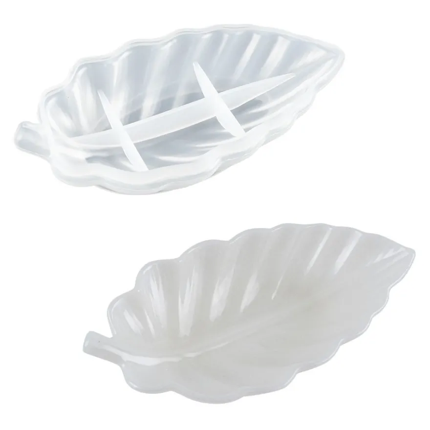 Silikonform, Blattschale 2, 18,8cm x 10cm x 3,4cm, transluzent, lebensmittelecht
