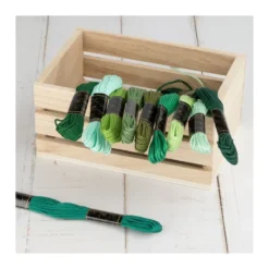 Stickgarn-Set, 10 Döckchen, Grüntöne